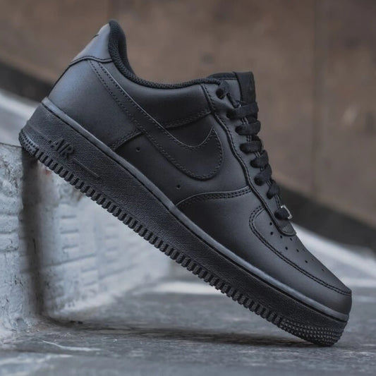 Tenis Air Force 1 Negros Unisex – Estilo en Cada Paso